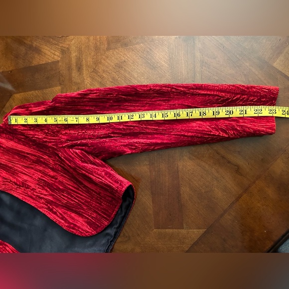 90’s Crushed Red Velvet Bolero - Picture 3 of 5